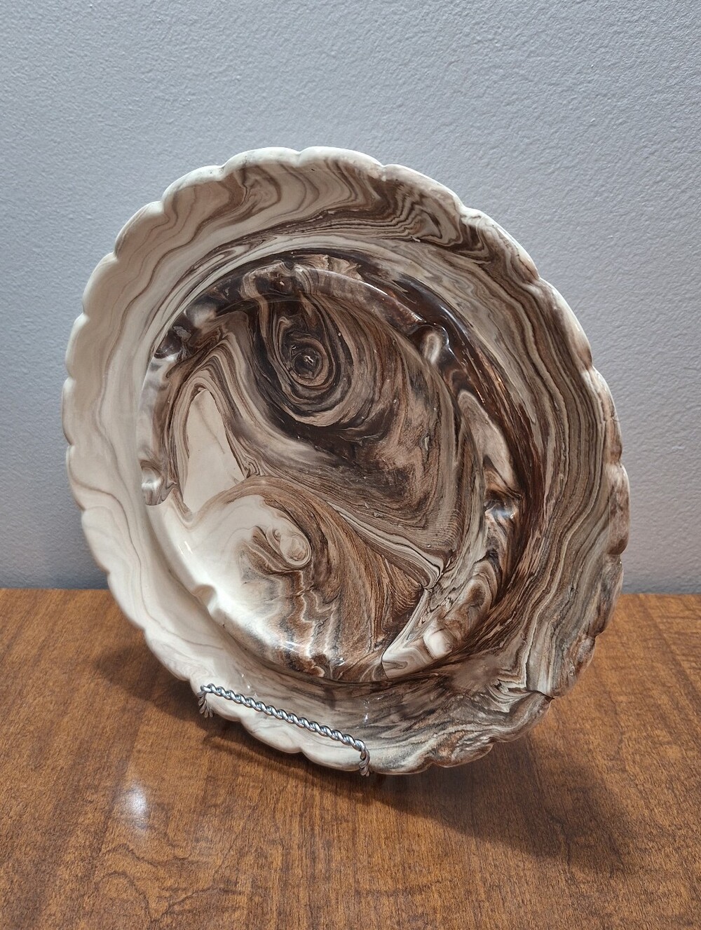 Vtg 80s Ceramic Cream & Brown Marble Swirl Scalloped Edge 10.5 In Ashtray Signed - Picture 2 of 16